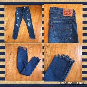 Levi’s Red Tag distressed jeans 711 Skinny Sz 30